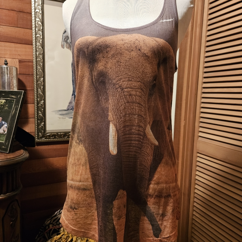 Forever 21 elephant photo tank top